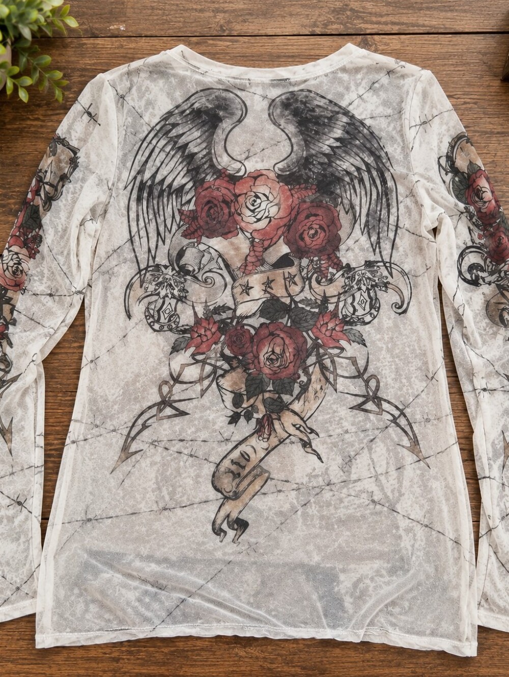 Rock & Republic Sheer Tattoo Shirt MThis is a really cool Rock & Republic sheer - Picture 2 of 3